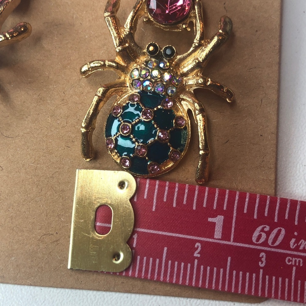 Gold tone  Green and Pink Sparkly Dangling Spider Earrings New - Picture 6 of 8